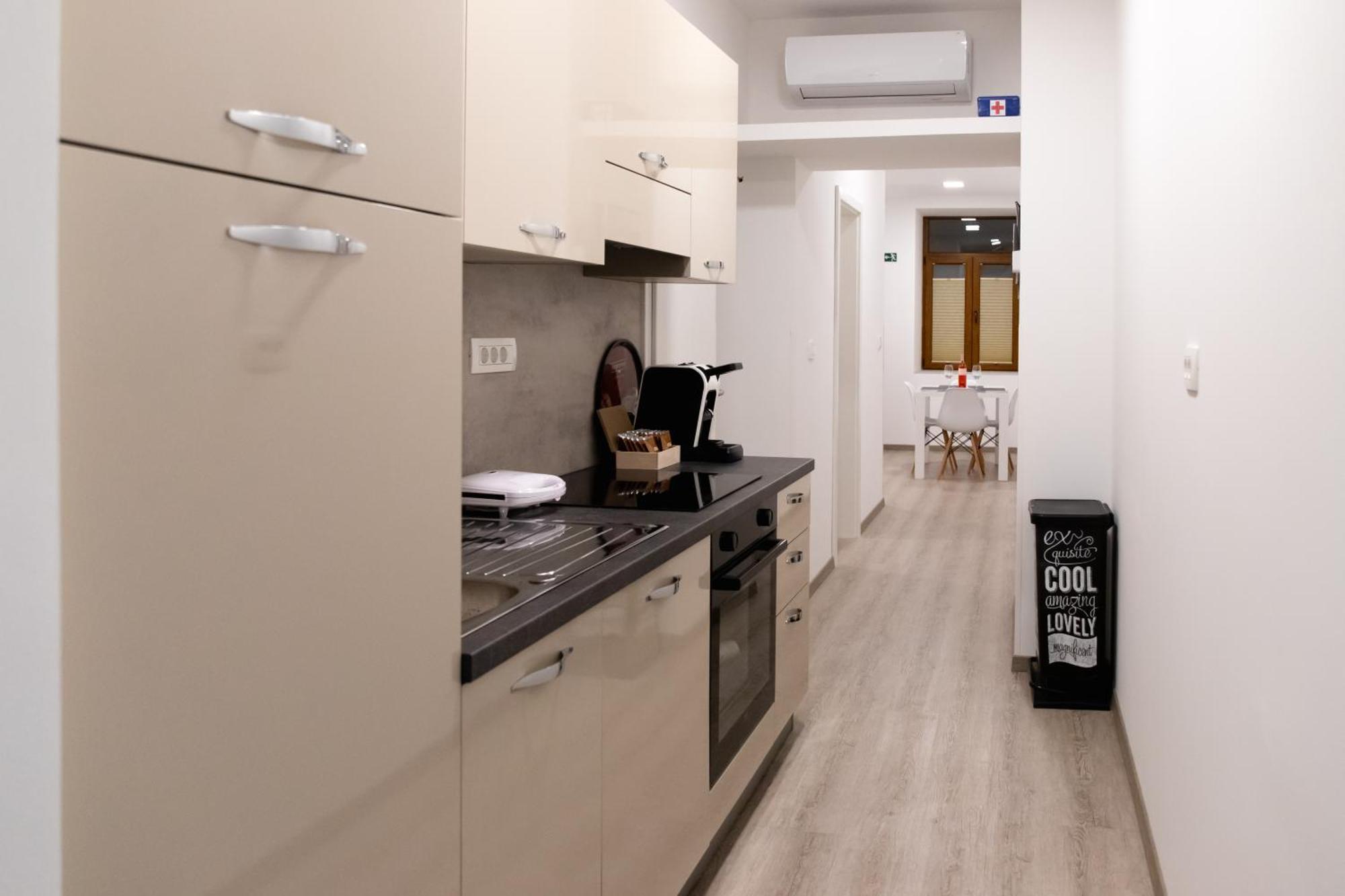 Oliver Street Apartment Vipava Exterior photo